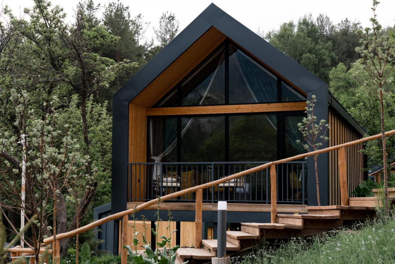 אלמטי Qazaq Auyl Eco Hotel מראה חיצוני תמונה